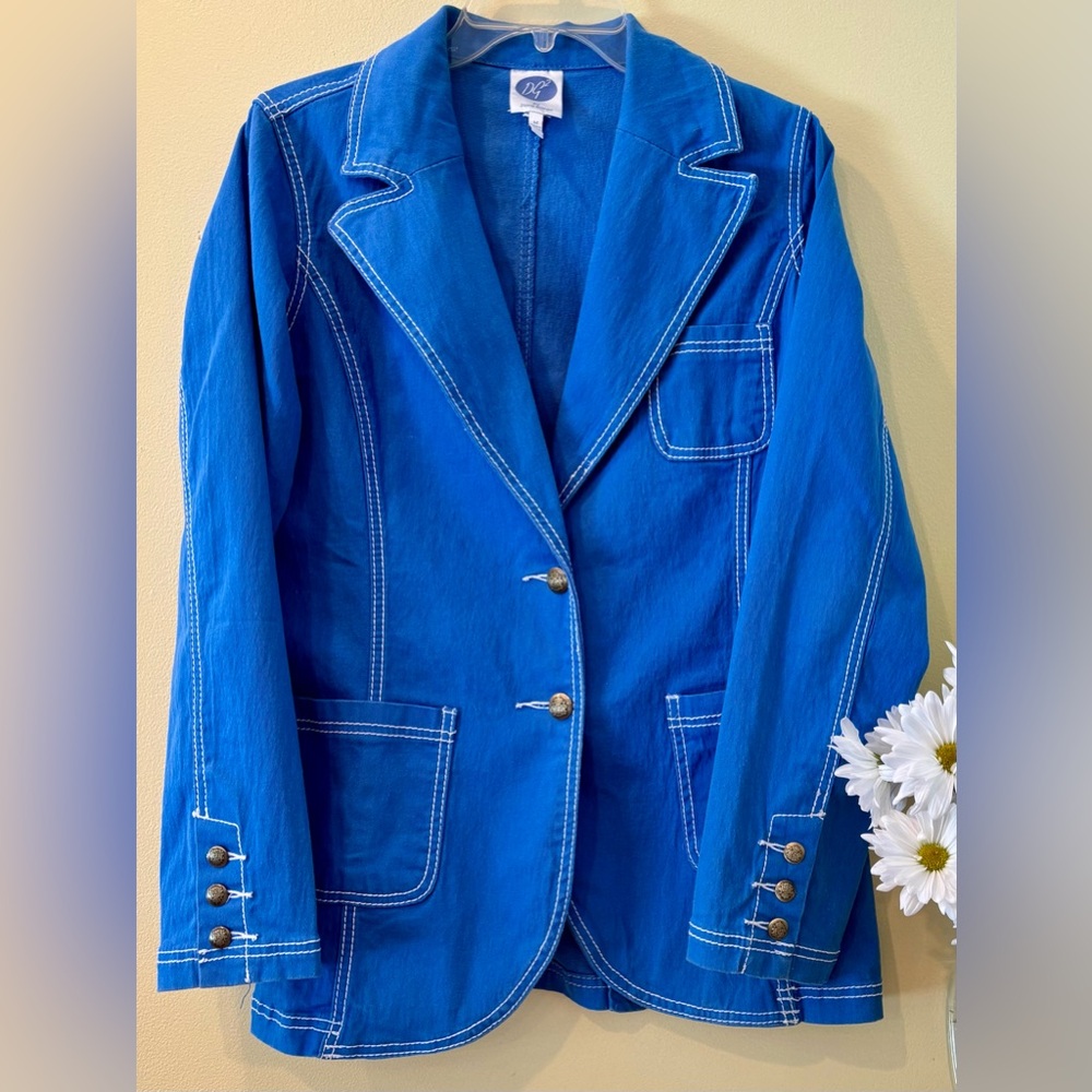 DG2 by Diane Gilman Blue Blazer with Tailored Cut and Notched Lapels